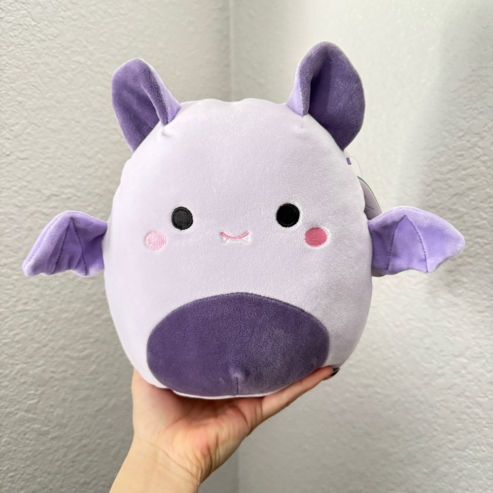 8” Zumirez The Vampire Bat Squishmallows NWT